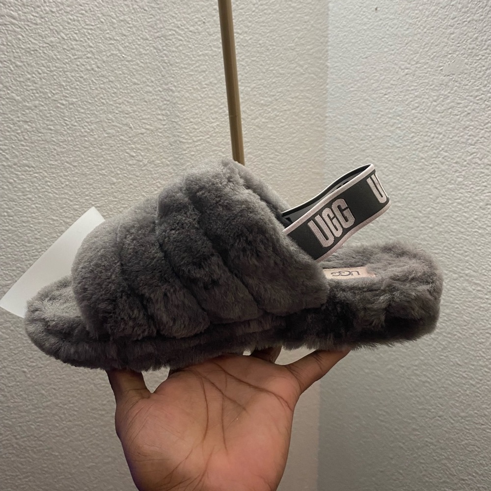 Women’s UGG slides